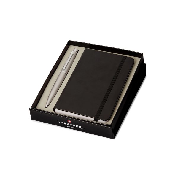 GIFTSET SHEAFFER VFM G9400 STROBE SILVER WITH CHROME TRIM BP WITH SMALL NOTEBOOK